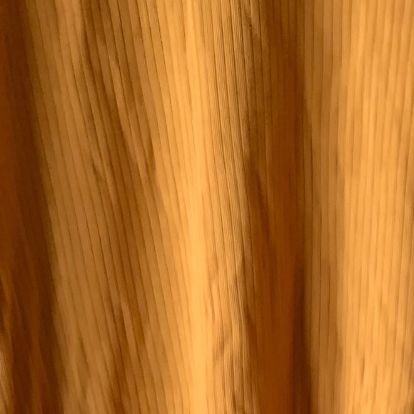 Urban Outfitters mustard turtleneck - Picture 2 of 2